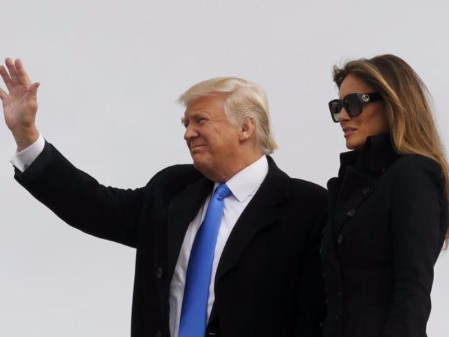 Ông Trump đã đến Washington chuẩn bị nhậm chức
