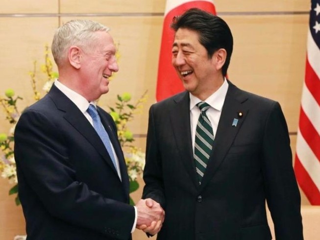 Ông Mattis vừa đi, Trung Quốc đưa tàu đến Senkaku