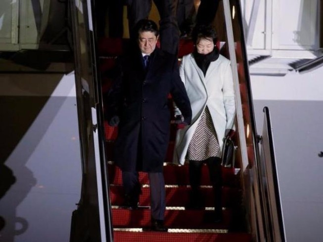 Ông Abe sang Mỹ hội đàm, nghỉ cuối tuần cùng ông Trump