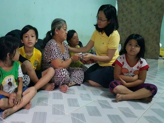 Gia đình 17 người tính chuyện 'làm ăn' từ tiền hỗ trợ