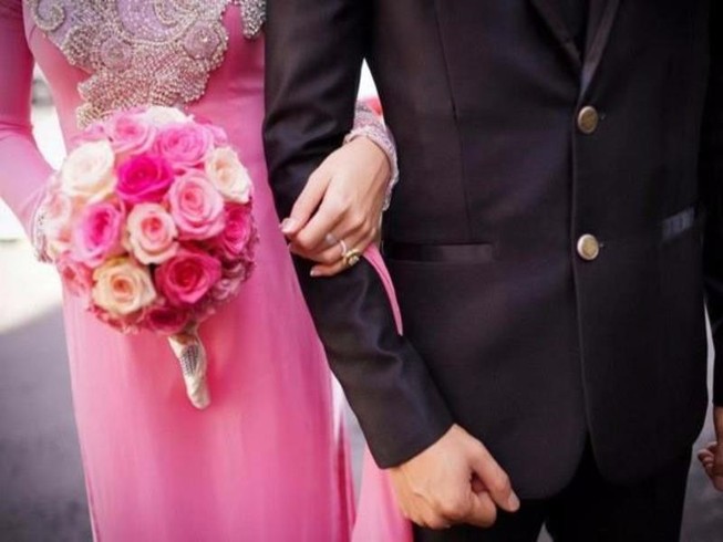 Mẹ chồng nói tới con dâu là… muốn xỉu