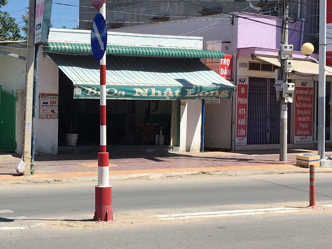 Rượt đánh bằng cây cơ bi-a, một thanh niên tử vong