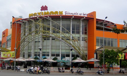 Vingroup mua lại hệ thống Maximark