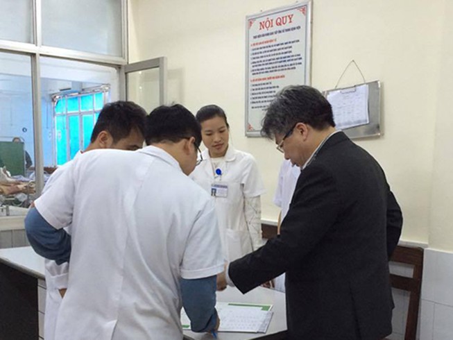 Bác sỹ trực Tết giành giật sự sống cho người bệnh