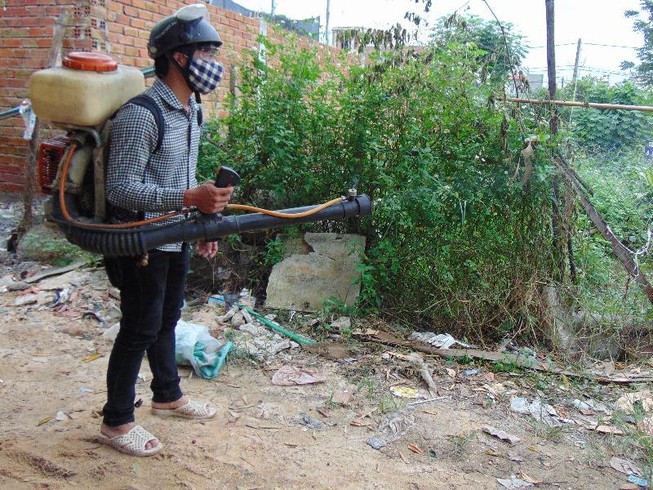 Quận 12 ráo riết phòng chống dịch Zika