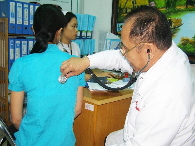 'Bệnh viện không phải nơi trị sổ mũi và nhức đầu'