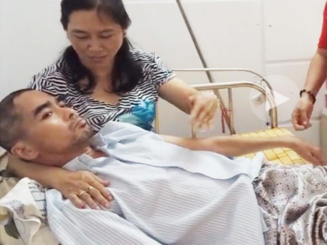 Không thể mổ khớp háng hóa xương của DV Nguyễn Hoàng
