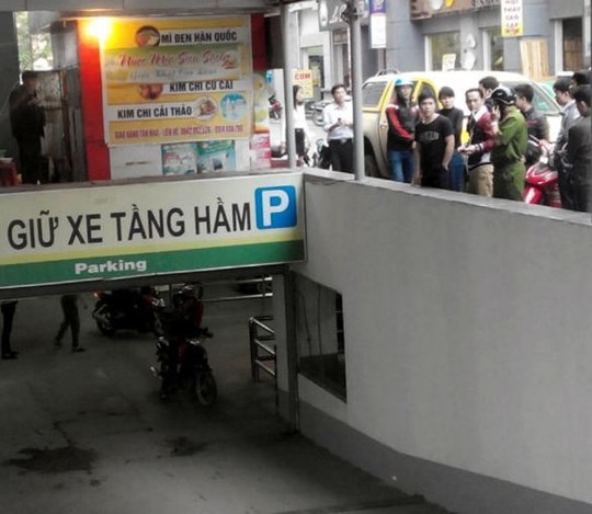 Rơi xuống tầng hầm tòa nhà, 1 phụ nữ tử vong