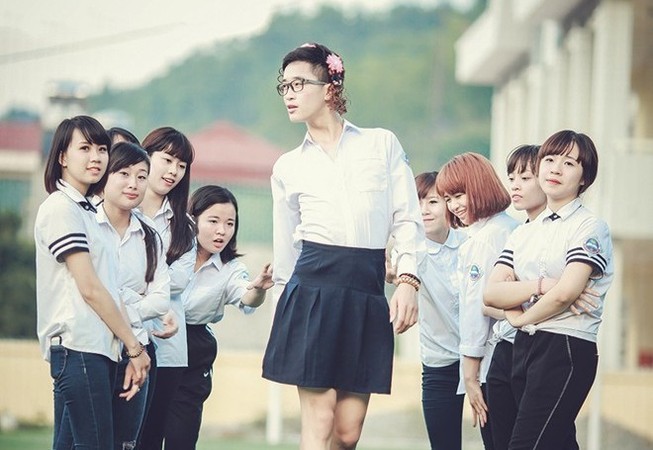 Nam sinh mặc váy trong ảnh kỷ yếu chia tay tuổi học trò