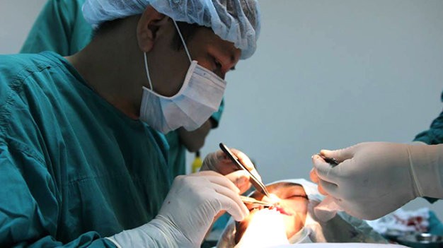 Phẫu thuật miễn phí cho người dị tật khe hở môi, hàm ếch