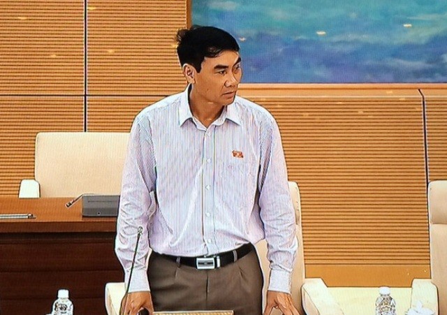 Tranh chấp đất trên mặt trăng, toà xử thế nào?