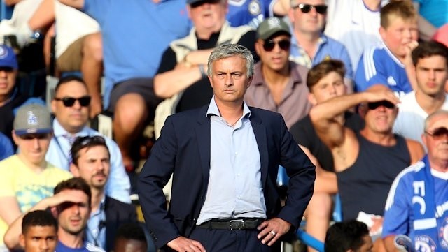 Mourinho nói gì sau trận thua Crystal Palace?