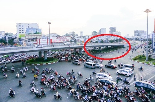 Vòng xoay Hàng Xanh sẽ có khu vực trú mưa cho người dân