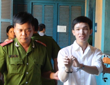 Đâm chết 'người trong mộng' vì báo tin sắp lấy chồng