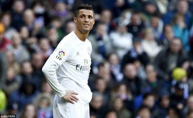 Gục ngã tại Bernabeu, Real 'đầu hàng' trong cuộc đua La Liga