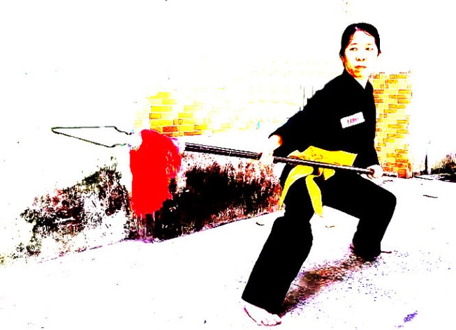 Một cô gái đánh cọp ngay lễ mở chợ Bến Thành 1914