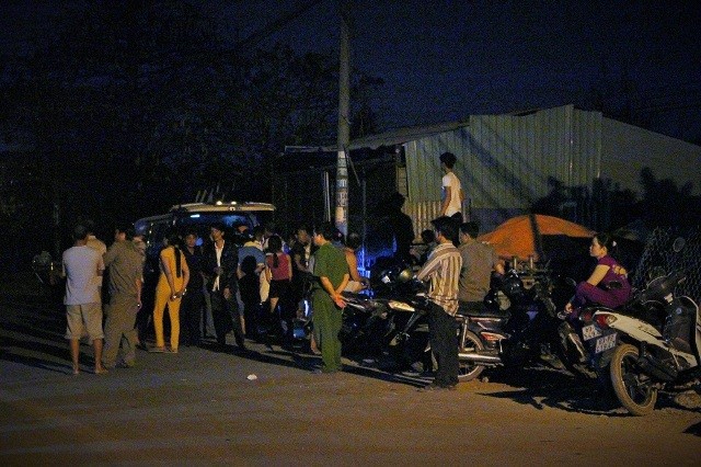 Thanh niên ra đường tàu tự tử