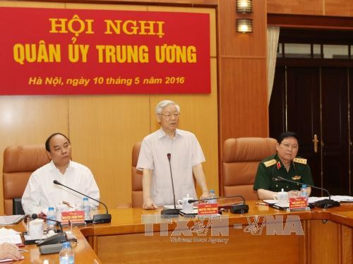 Công bố quyết định của Bộ Chính trị chỉ định Quân ủy Trung ương