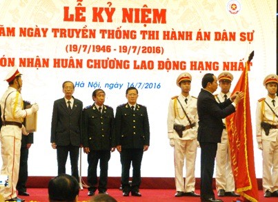 Chủ tịch nước: 'Cần rà soát, hoàn thiện thể chế công tác thi hành án dân sự'
