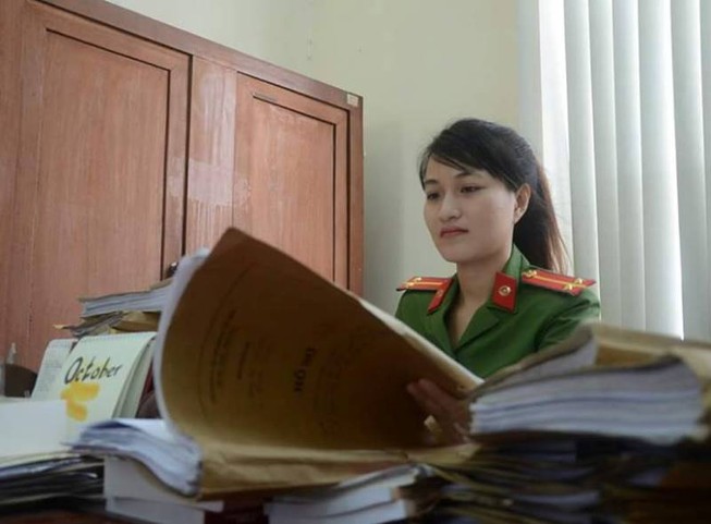 Nữ công an xinh đẹp tham gia triệt phá 20 vụ án ma túy