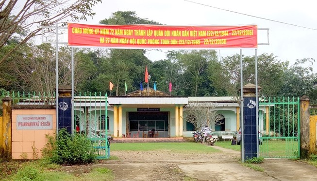 Quảng Nam: Liên tiếp 2 chủ tịch xã xin nghỉ việc
