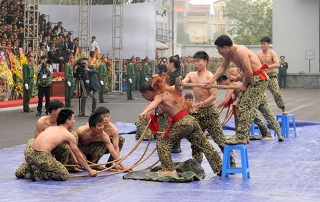 Màn trình diễn 'nghẹt thở' của các chiến sĩ đặc công