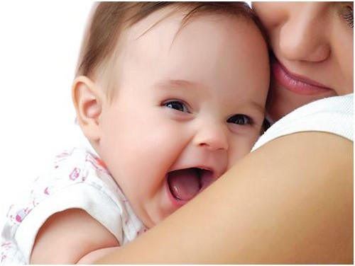 Con còn nhỏ, chồng không có quyền ly hôn?