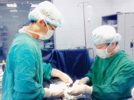 Audio: Nối lại bảy đoạn ruột bị teo cho bệnh nhi