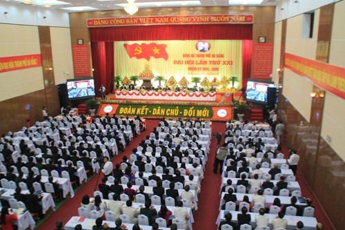 Đà Nẵng dành một phút mặc niệm cố Bí thư Thành ủy Nguyễn Bá Thanh
