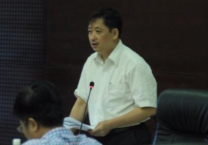 Cán bộ Đà Nẵng xách cặp đi học tập Quảng Ninh