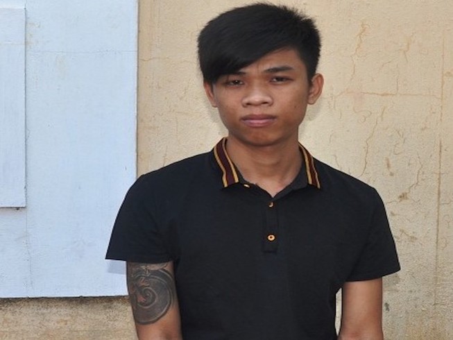Thanh niên xăm trổ hùng hổ cướp xe bà bán rau