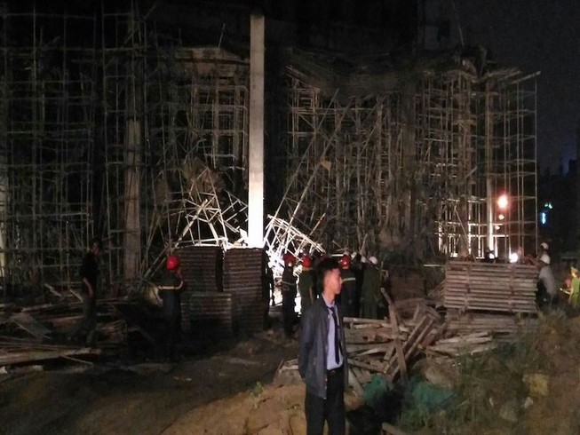 Vụ sập giàn giáo: Chỉ còn hai người đang nằm viện