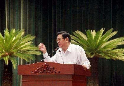 Trường hợp nào được xét xử vắng mặt tất cả các đương sự?