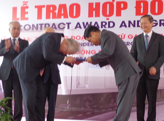 Bắt đầu xây nhà ga trung tâm Bến Thành
