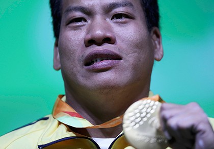 Lê Văn Công đoạt HCV, phá kỷ lục Paralympic và thế giới như thế nào?