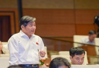 Nhiều đại biểu không đồng ý miễn nhiệm Bộ trưởng Bùi Quang Vinh