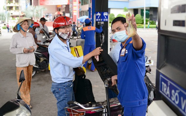Cách tính thuế nhập khẩu xăng dầu đang có vấn đề
