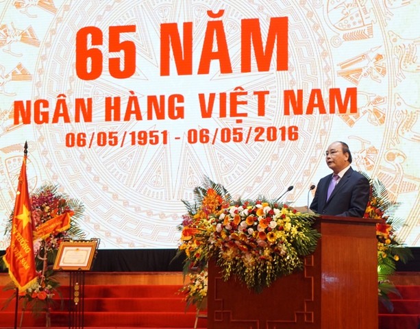 Thủ tướng chỉ đạo Ngân hàng duy trì mặt bằng lãi suất hợp lý
