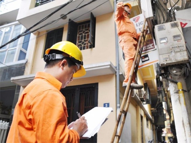 EVN được tự quyết tăng giá điện 20%/năm là quá cao