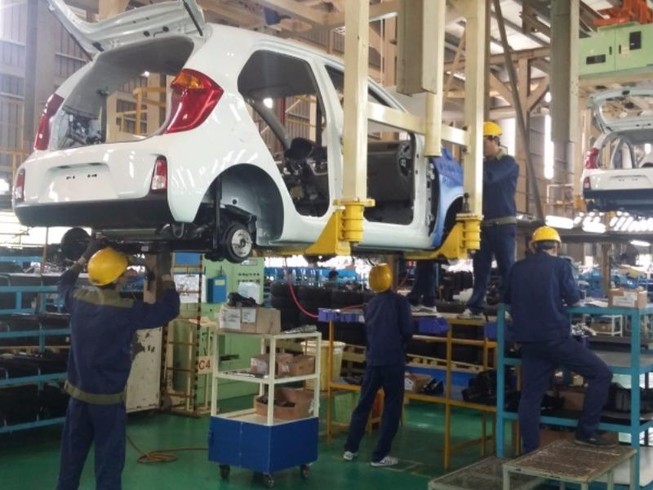 Bổ sung sản xuất ô tô vào kinh doanh có điều kiện