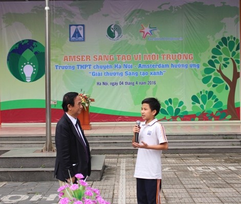 Học sinh tham gia Sáng tạo vì môi trường