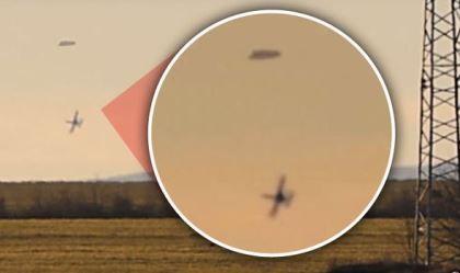 Máy bay quân sự rượt đuổi vật thể nghi UFO trên bầu trời