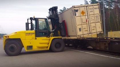 Mỹ chuyển 5.000 tấn đạn dược tới châu Âu