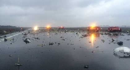 Tìm thấy 1 hộp đen của máy bay rơi ở Nga