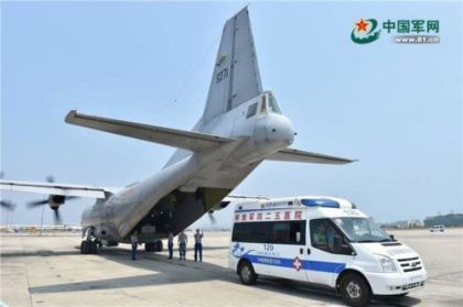 Trung Quốc điều máy bay quân sự phi pháp ra đá Chữ Thập