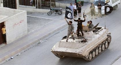 IS cấm người dân rời Raqqa do lo ngại người Kurd tấn công