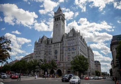 Ông Trump xây khách sạn sang trọng gần sát Nhà Trắng