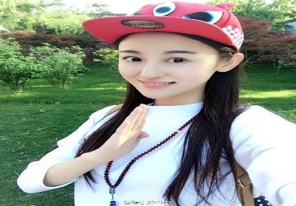 'Thánh nữ' điện ảnh Trung Quốc chết vì giác hơi trị ung thư