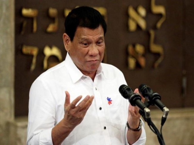 Ông Duterte được đánh giá làm tổng thống ‘rất tốt’