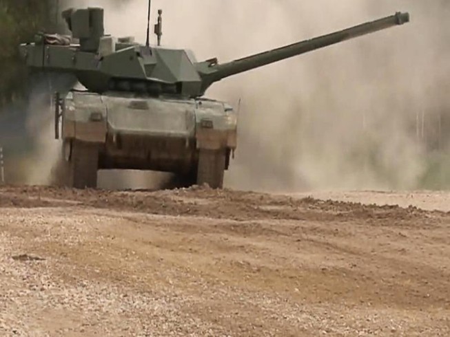 Anh lo sợ trước xe tăng 'khủng' Armata của Nga